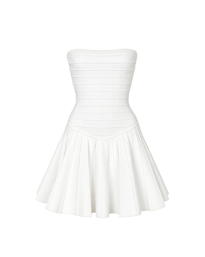 Retrofête White Strapless Mini Dress
